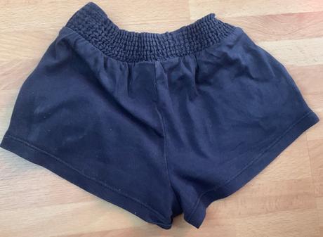 Benetton tmavomodré krátke nohavice, benetton,68