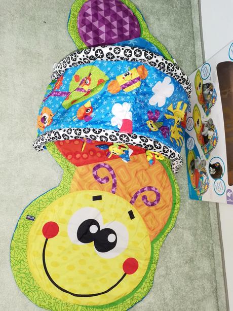 Hracia deka s tunelom,