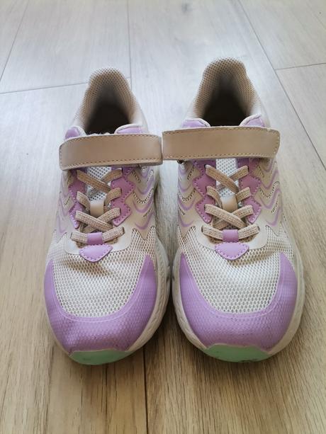 Tenisky, reserved,34