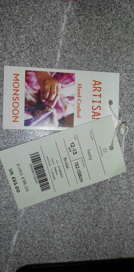 Šaty na 1. sväté prijímanie, 152