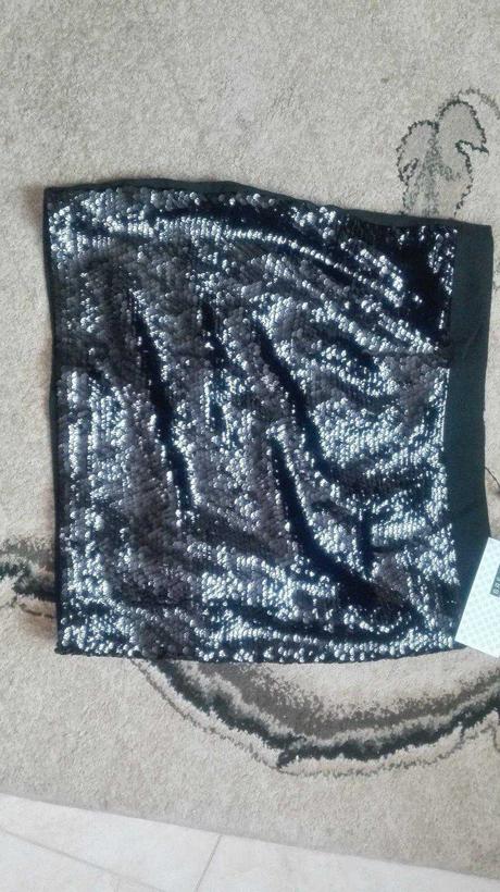 Sukňa s flitrami, 44