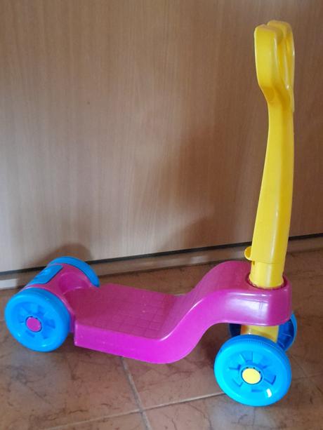 Predám detskú kolobežku, 