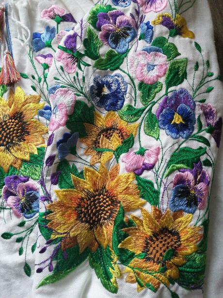 Folk blúzka vyšivanka m, m