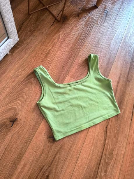 Zelený crop top, s