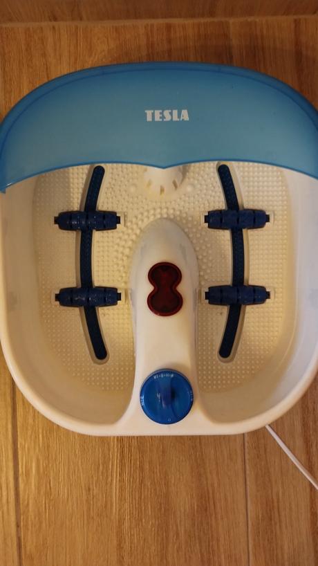 Masázna vanička na nohy, 