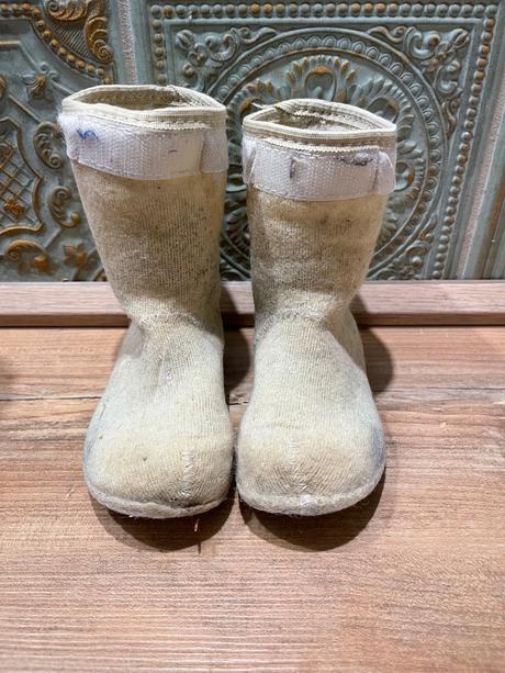 Demar gumáky, demar,24