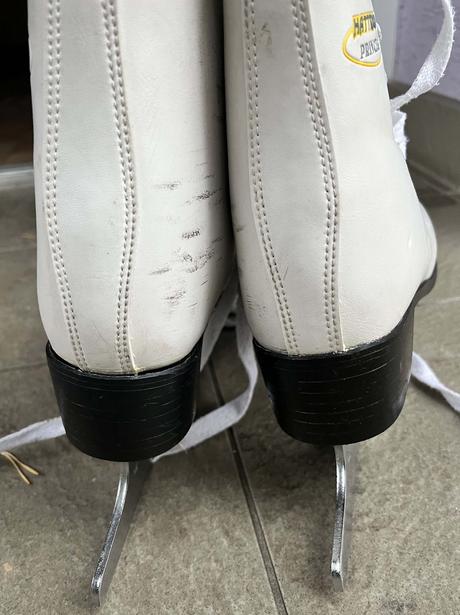 Korčule na ľad, 37