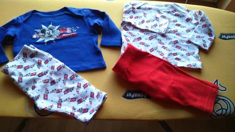 2x mickey mousove pyžamko, disney,62