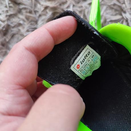 Chlapčenské futbalové halovky, lotto,33