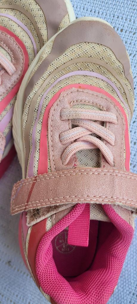 Svietiace tenisky, lupilu,28