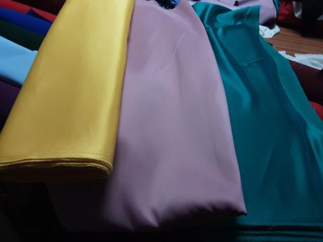 Usijem suknu podla vašich mier.pas sa dá posuvat, 38 - xxxl