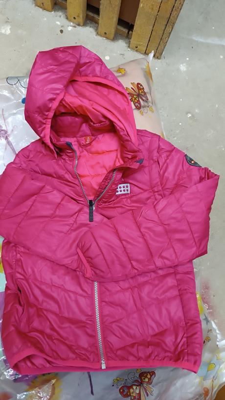 Tenká vetrovka na jar, 134