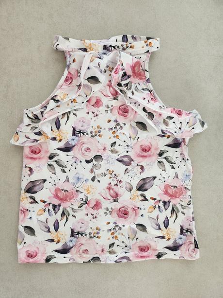 Tielko s volánikmi by mimi, 128