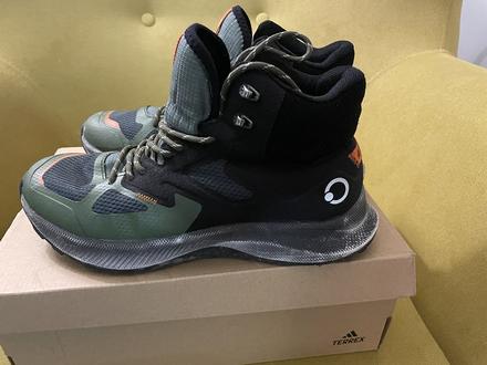 Členkové topánky, 40