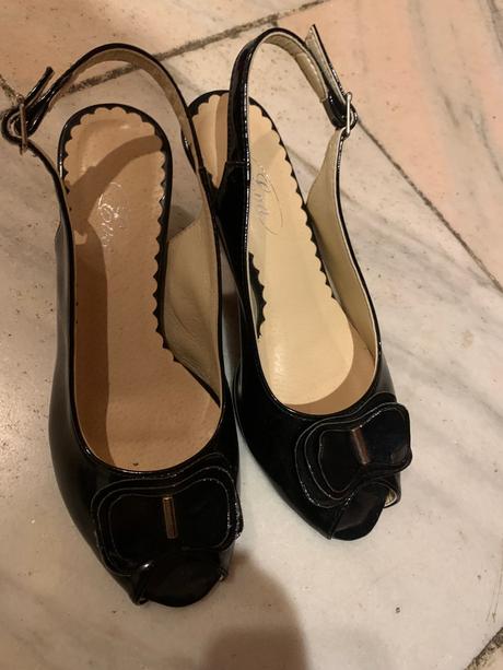 Kvetinove sandalky, 37