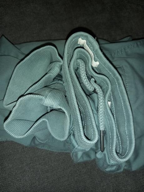 Kapsače, reserved,140