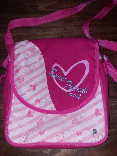 Kabela pre slečnu mega babe (sweet friends),