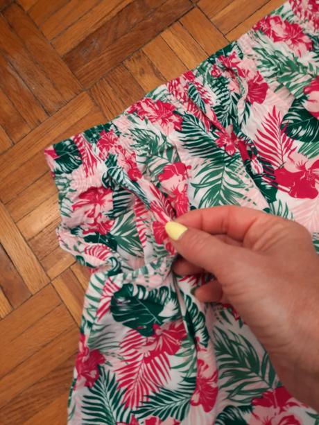 Dievčenská sukňa, kik,146