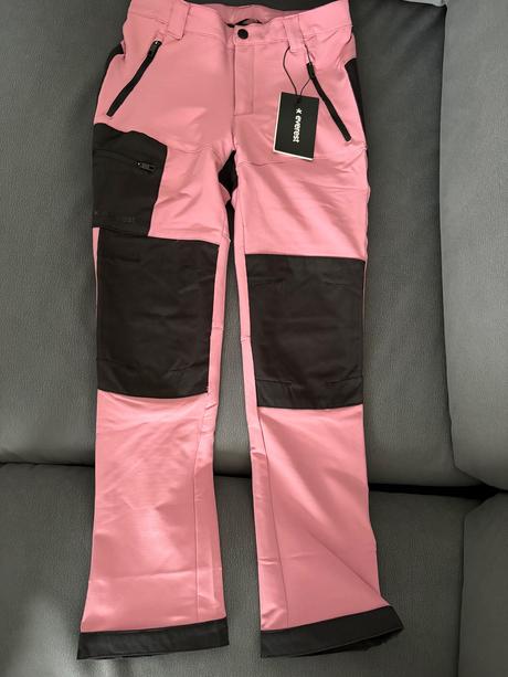 Turistické nohavice, 146