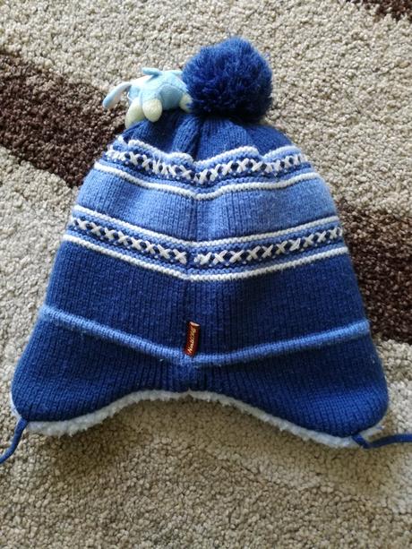 Veľmi teplá čiapka, 80