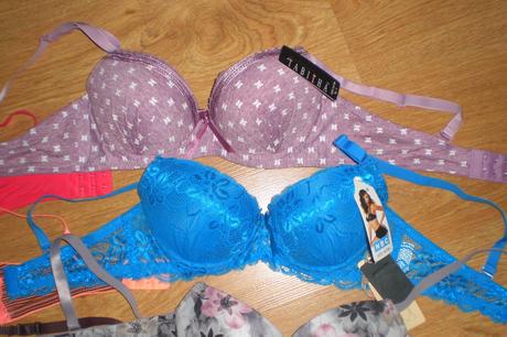Dámska luxusná podprsenka, 70a - 115e