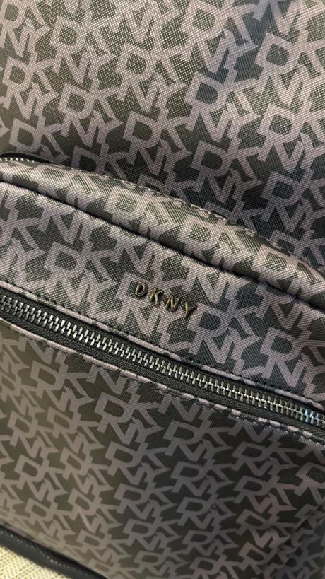 Väčší ruksak zn. dkny, dkny