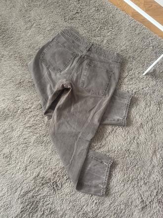 Zara džínsy v.42, zara,42