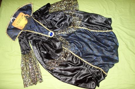 Novy kostym na karneval great printenders,