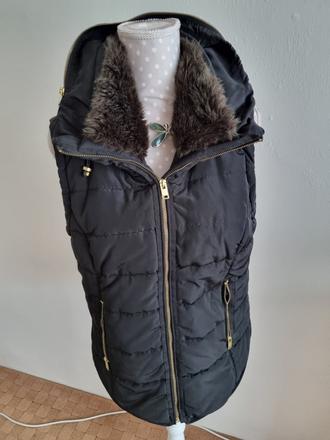 Čierna hrubá prešívaná vesta h&m veľ. 38, h&m,38