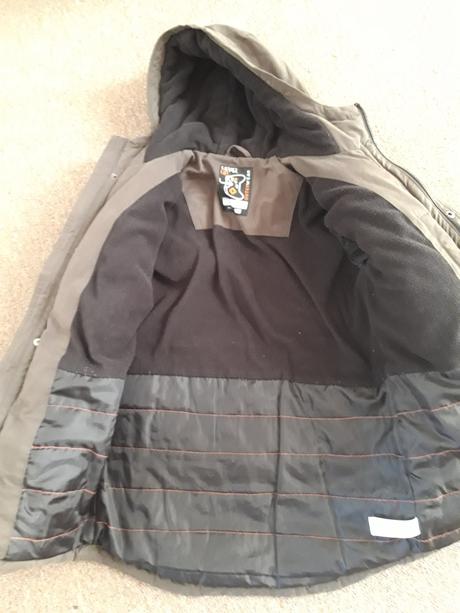 Zimna bundicka, f&f,158