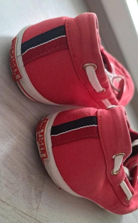 Znackove topanky, tommy hilfiger,37