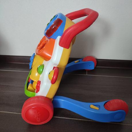 Chicco chodítko-tlačítko,