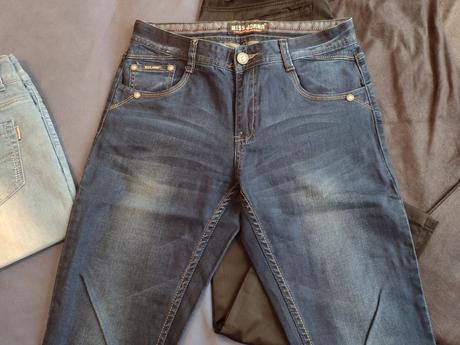 Svetlomodré a tmavomodré rifle., xl