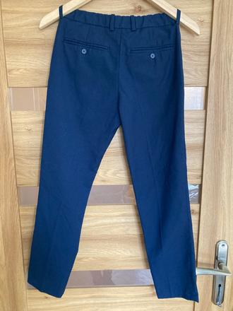 Chlapčenský oblek, 146