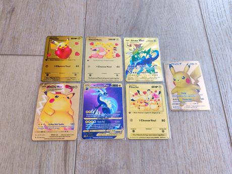 Kovová pokémon karta,