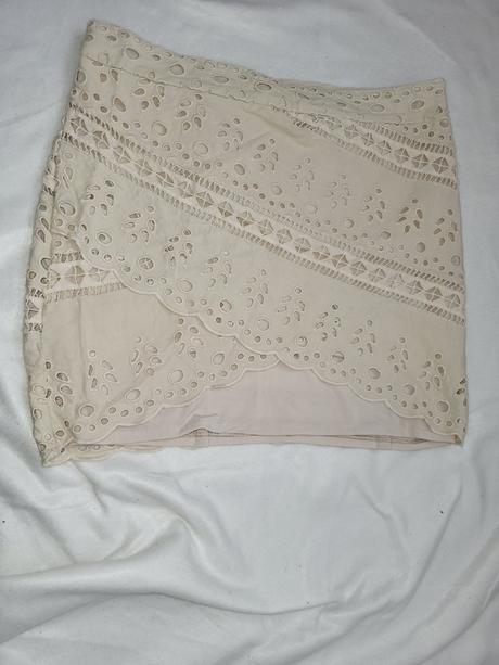 Krajkovaná mini sukňa, h&m,46