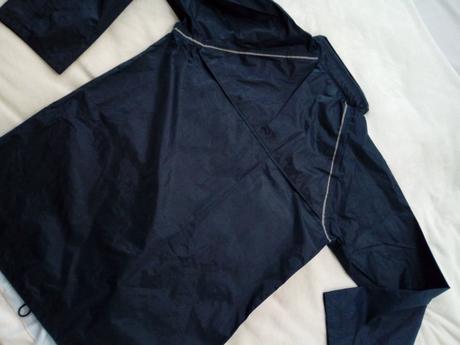 Nepremokavy kabát, s