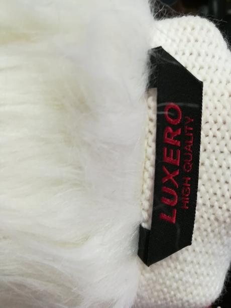 Biely svetrík s bundičkou, m