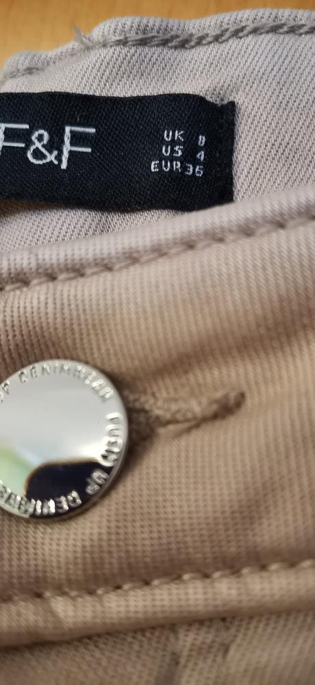 Béžové elastické rifle nové, f&f,36
