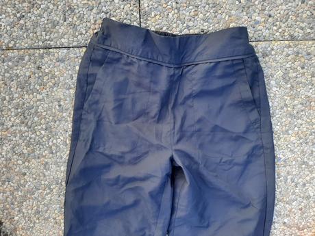 Zľava. športové trojštvrťáky čierne crane velk. s., s