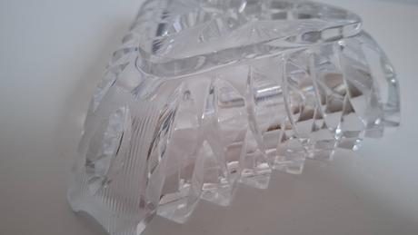 Krištálový popolník,