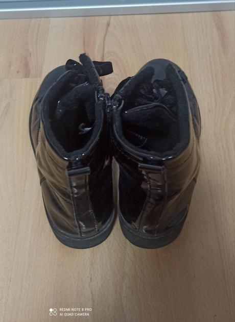 Lakované čierne topánky, h&m,34