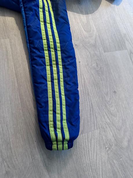 Adidas bunda, adidas,140