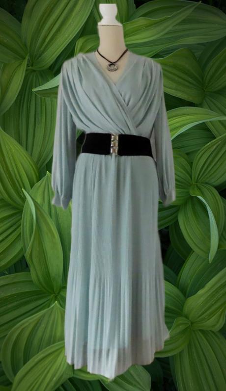 Krásne plisované šaty reserved, veľ. l, reserved,l