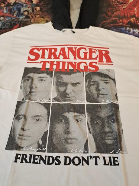 Trička stranger things, s