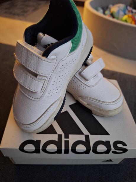 Tenisky, adidas,22