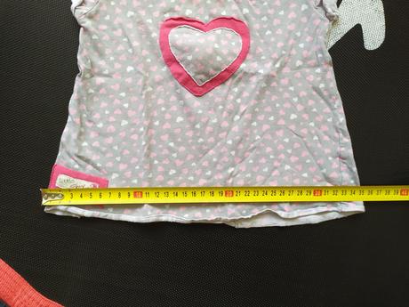 Piskacie tričko plus kraťasy, modelko,86
