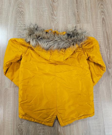 Zimna bunda, sinsay,128