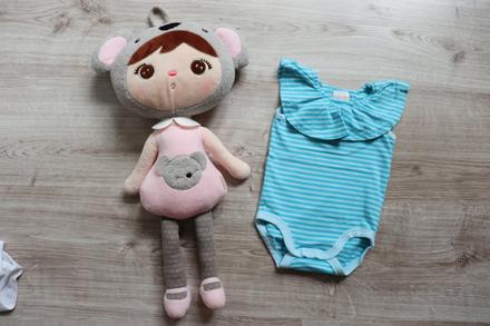 Body s volánikom, baby,56