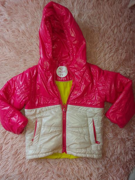 Dievčenská bundička, authority,104